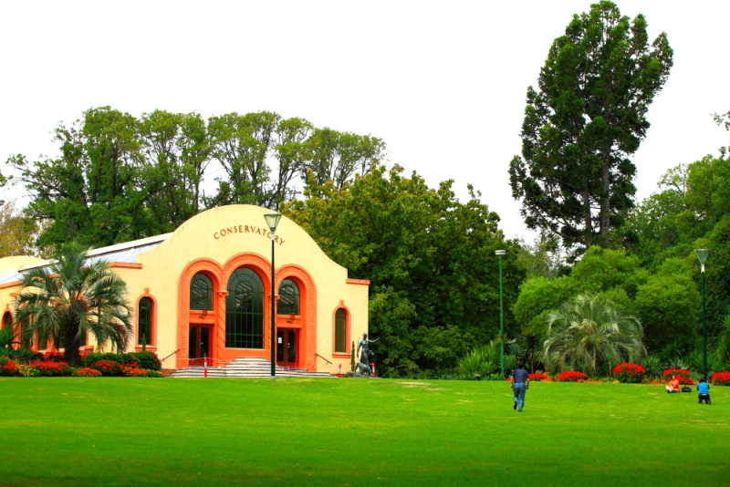 Take the Fitzroy Garden by your side